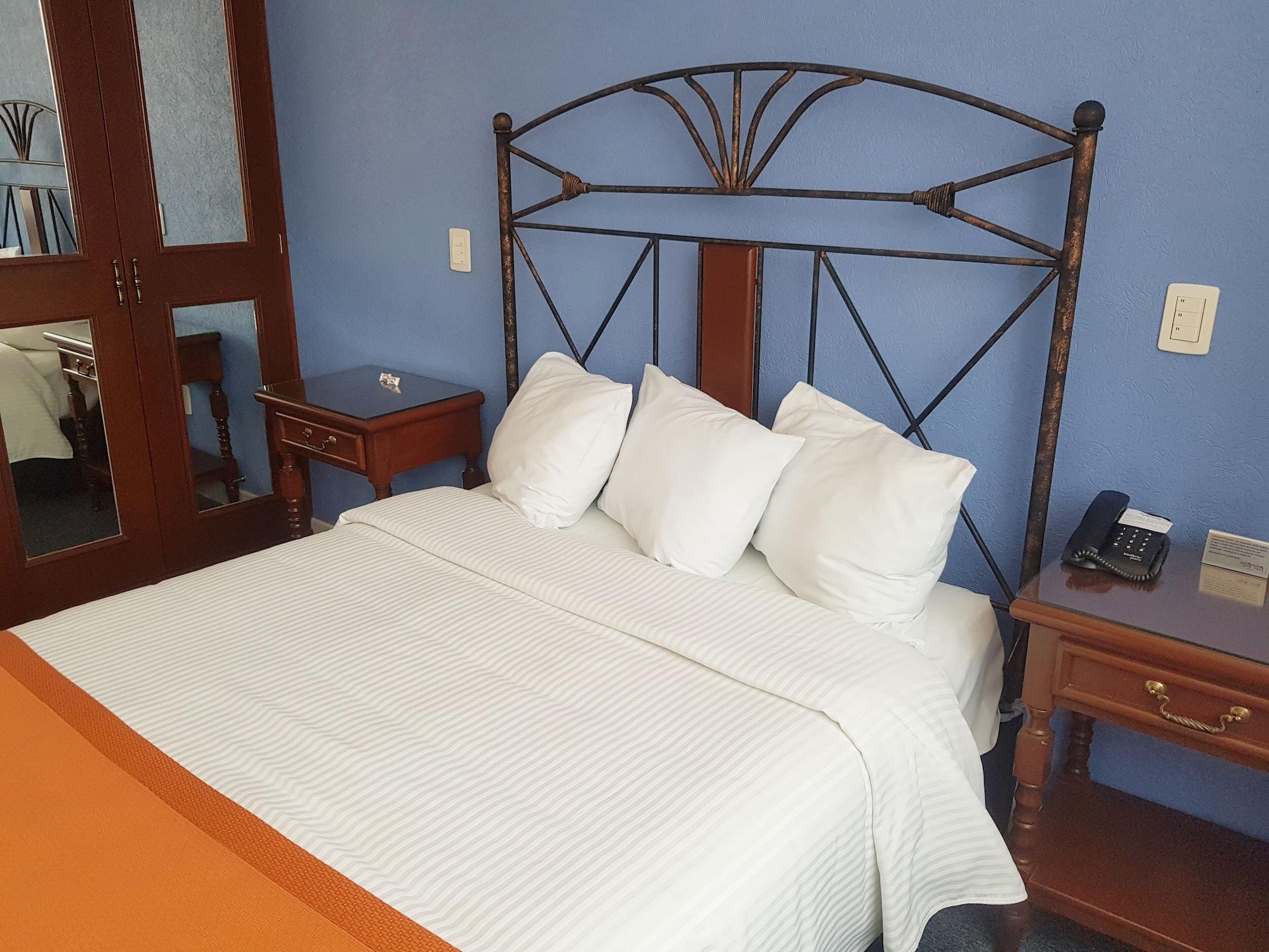 Hotel Ciros Pachuca Exteriör bild