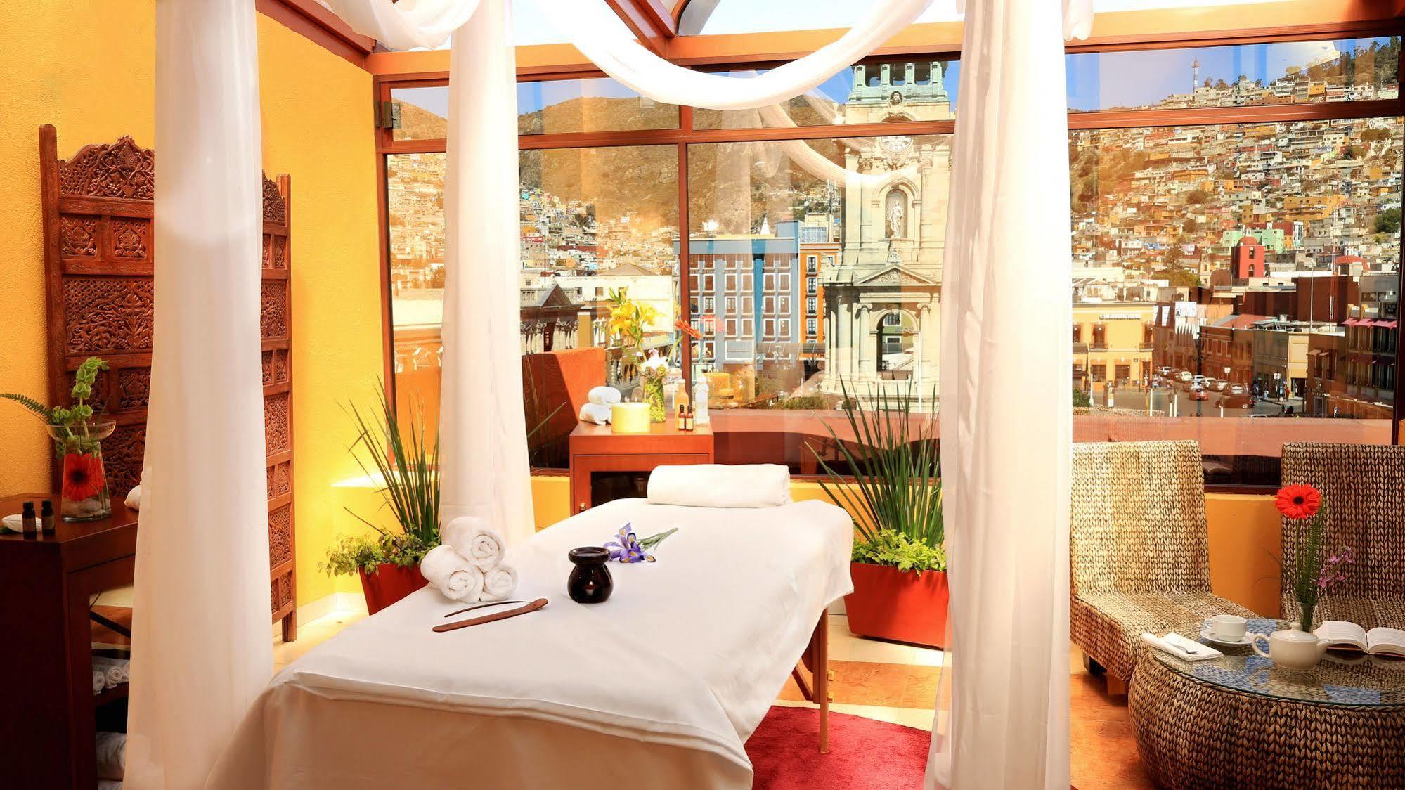 Hotel Ciros Pachuca Exteriör bild